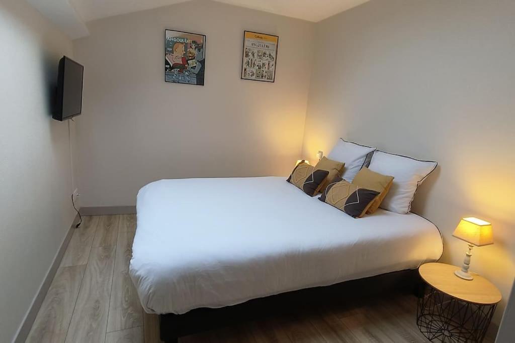 Duplex Confort Hotel De Ville 2 Chambres 2 Sdb أنغوليم المظهر الخارجي الصورة